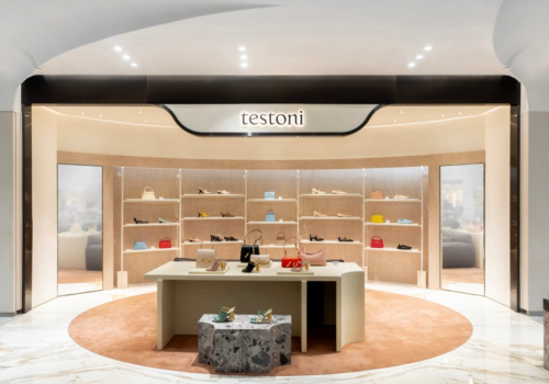 Testoni 北京 SKP 精品店盛大启幕：意式优雅邂逅当代艺术