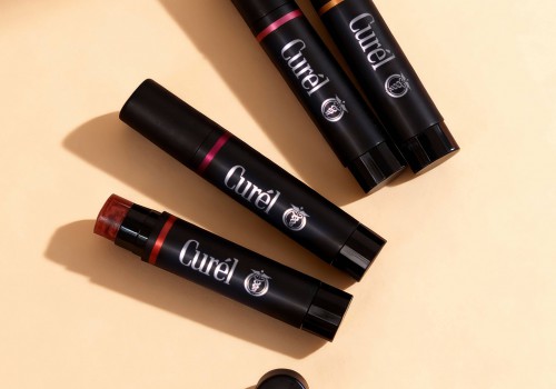 珂润护唇搭子，提升你的新年“唇”在感！