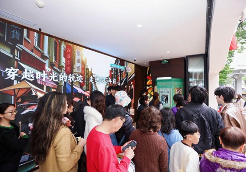 屈臣氏今年改造1500家门店：不确定的时代为何敢谈“共生共赢”？